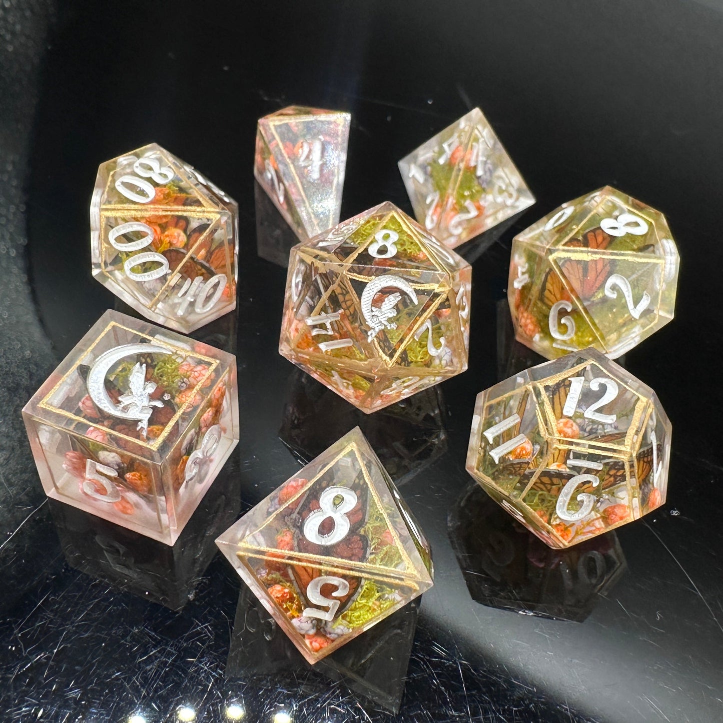 "Monarch Migration" 8Pc Terrarium Dice Set