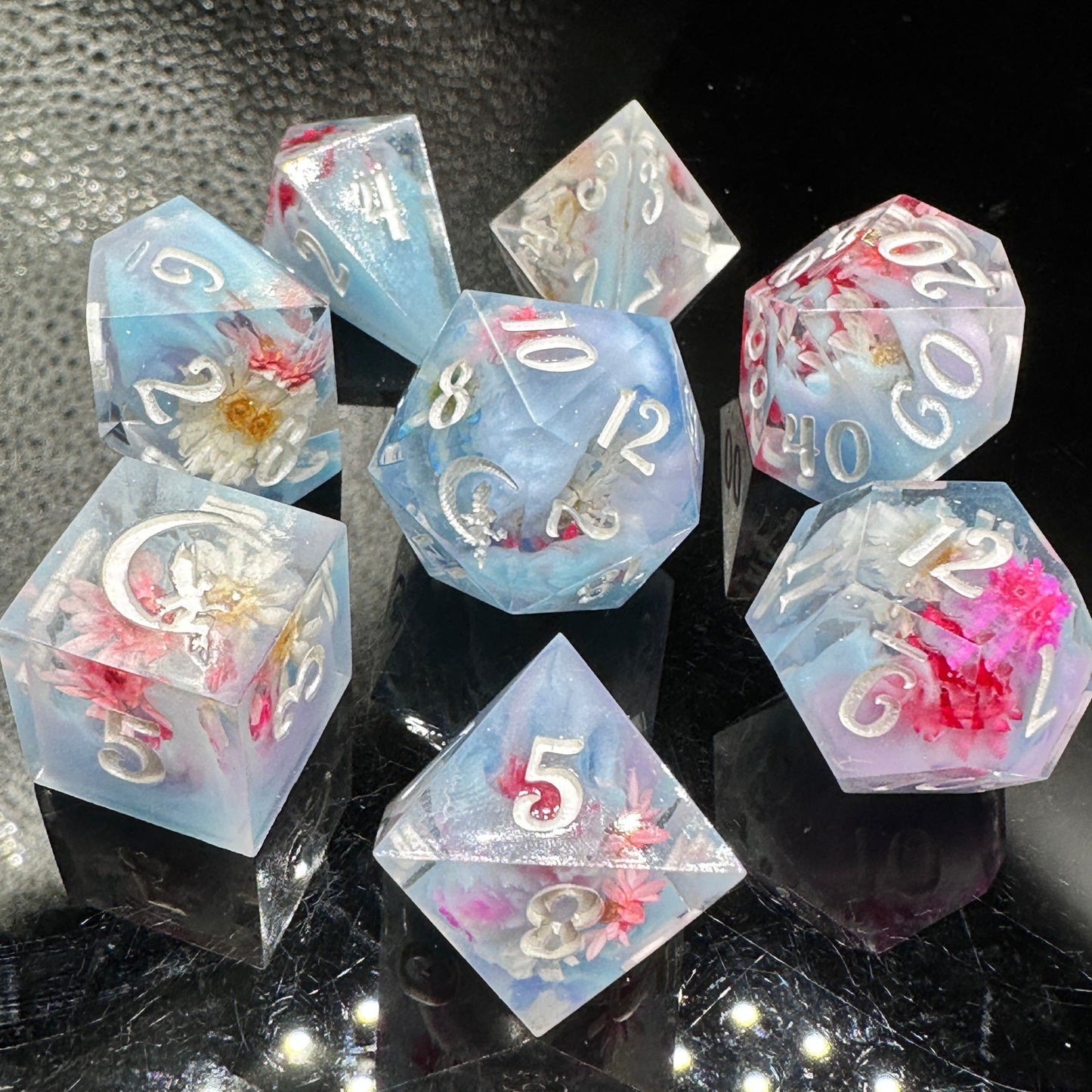 "Mystic Petal" 8Pc Dice Set