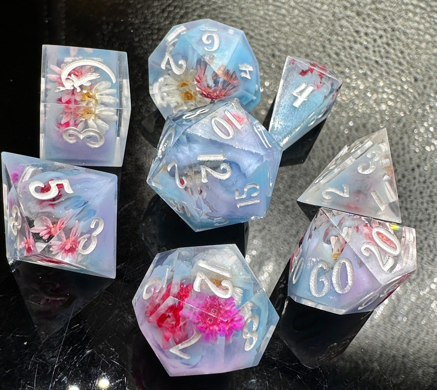 "Mystic Petal" 8Pc Dice Set