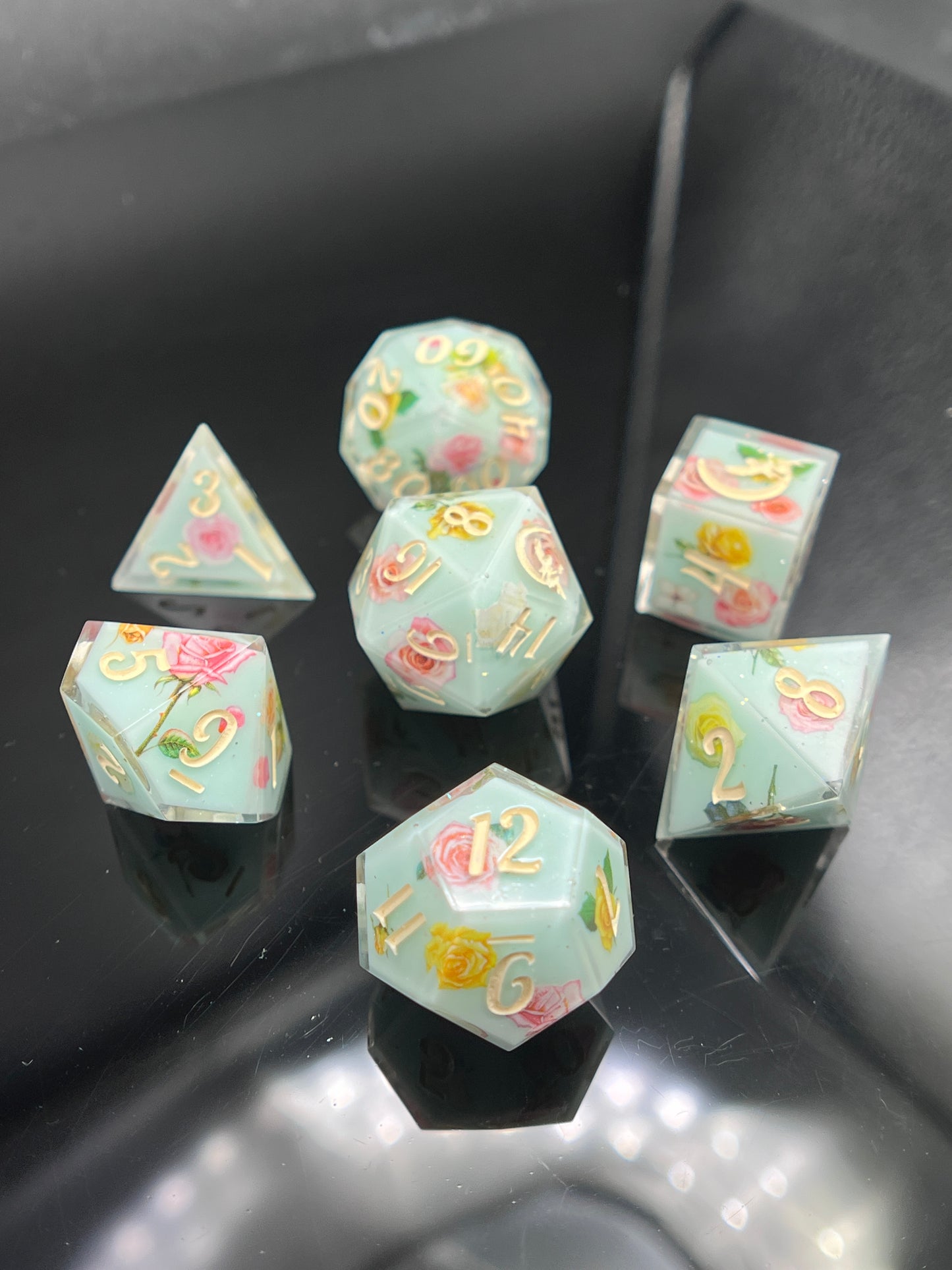 "Afternoon Tea" 7pc Dice Set
