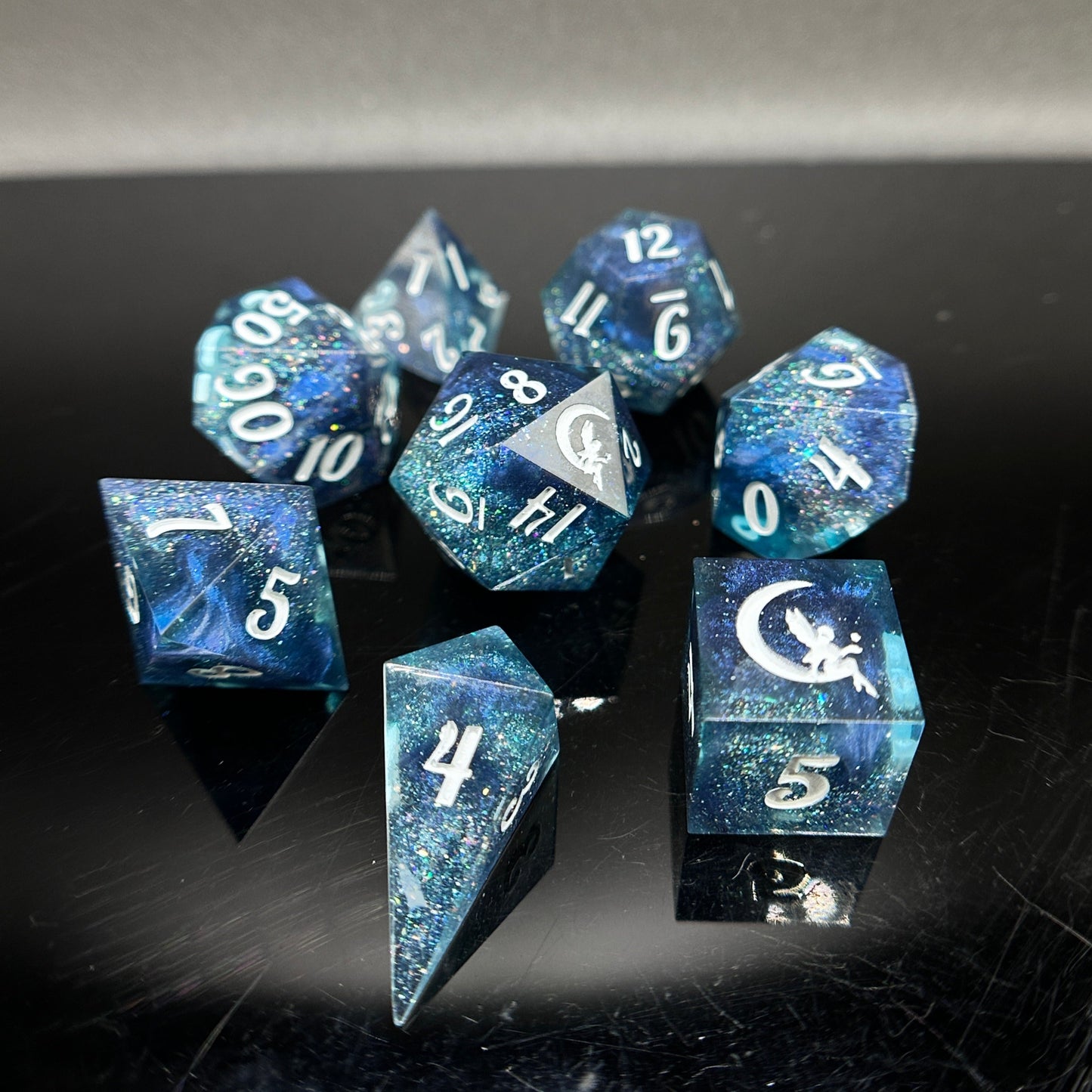 "Midnights" 8pc Dice Set