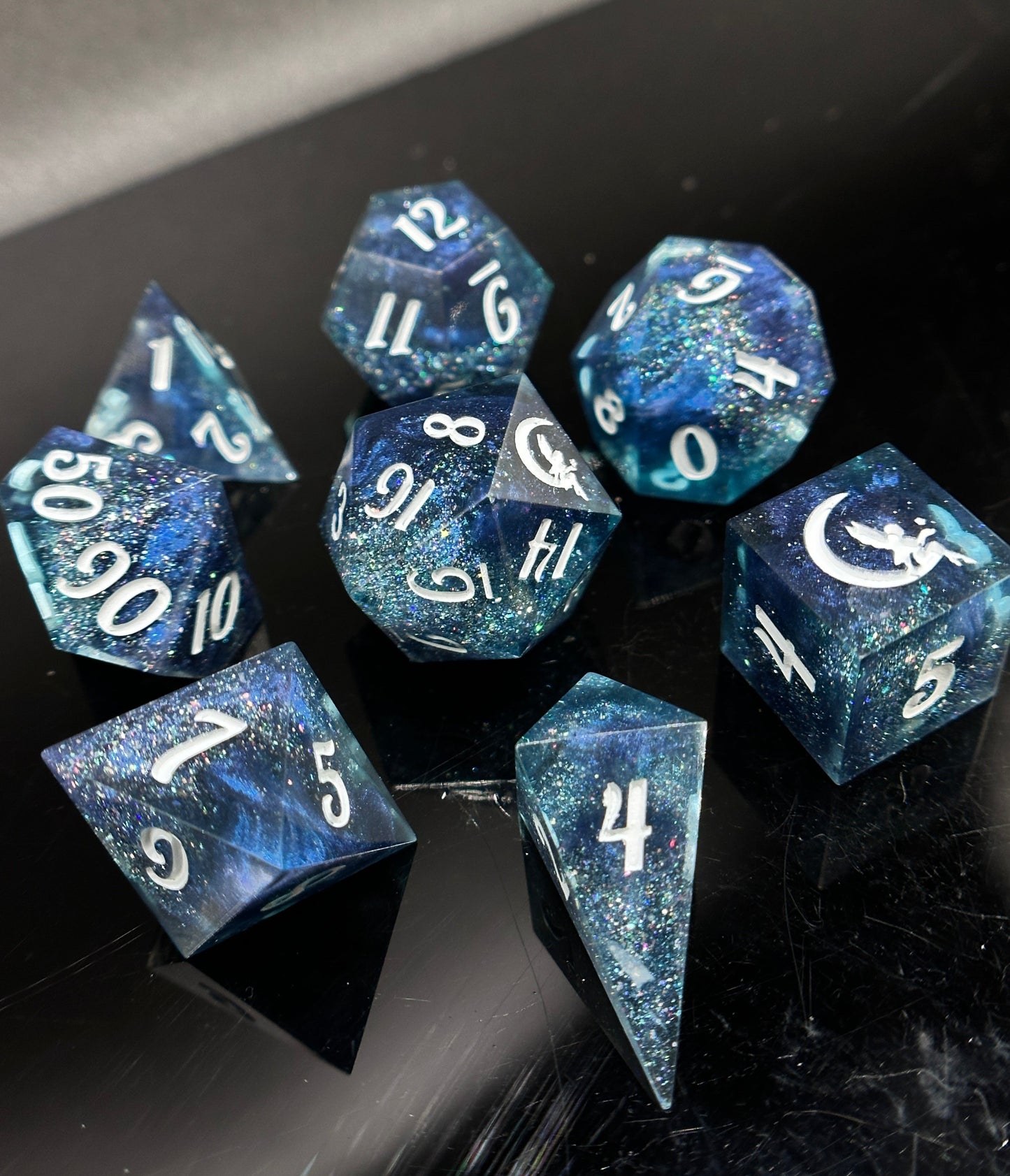 "Midnights" 8pc Dice Set