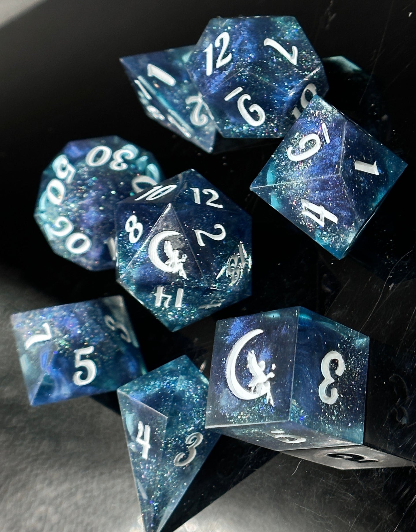 "Midnights" 8pc Dice Set