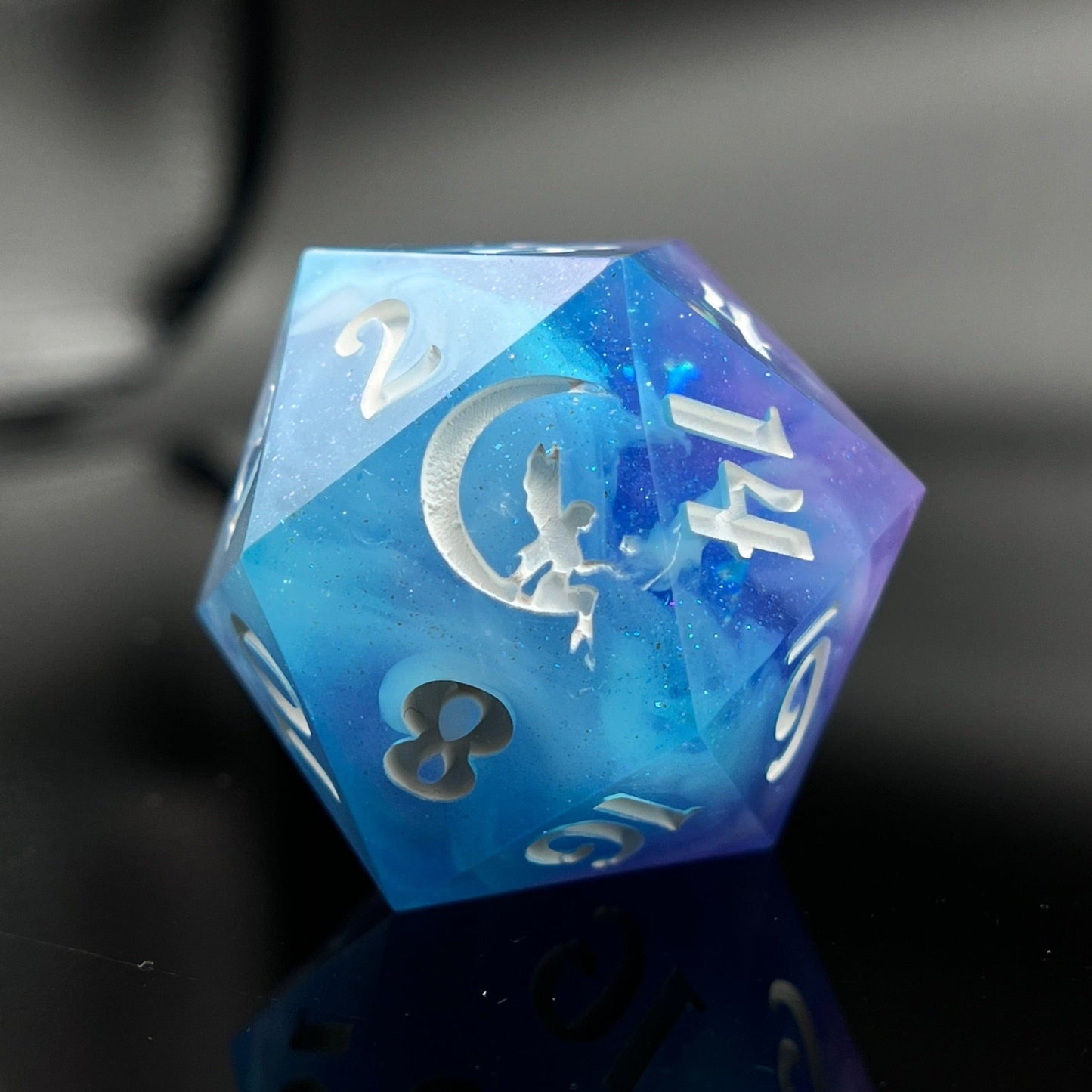 "Dreamy Skies" Jumbo D20 - 32mm