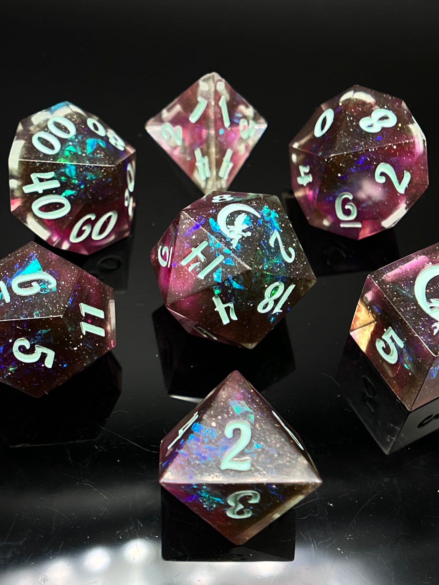 "Nebula's Glow" 7pc Dice Set