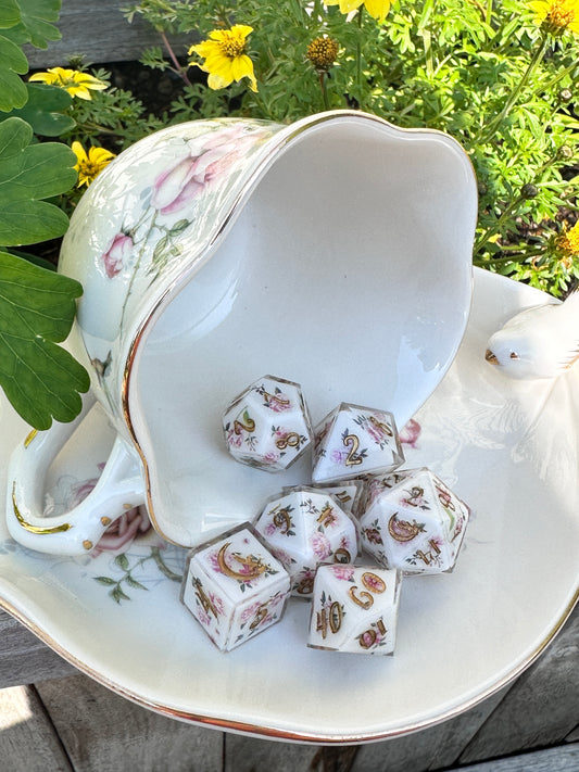 Collector's Edition Teacup Dice with Vintage Cup & Saucer