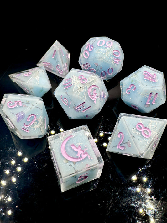 "Daphne" 8Pc Dice Set | Bridgerton-Inspired