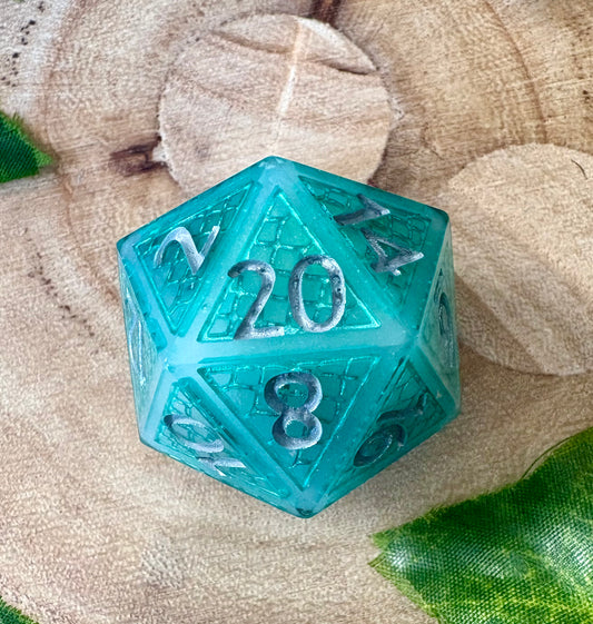 "Fog Cloud" Dragonscale 32mm Jumbo D20