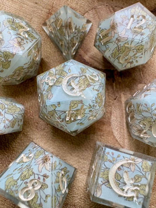 "Whispering Ivy" Dice Set