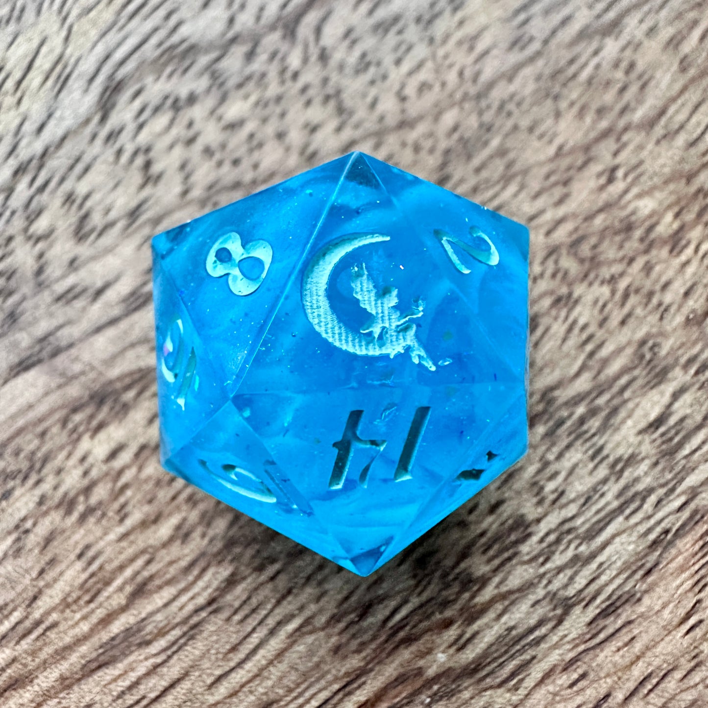 Arctic Shard - 20mm Liquid Core D20