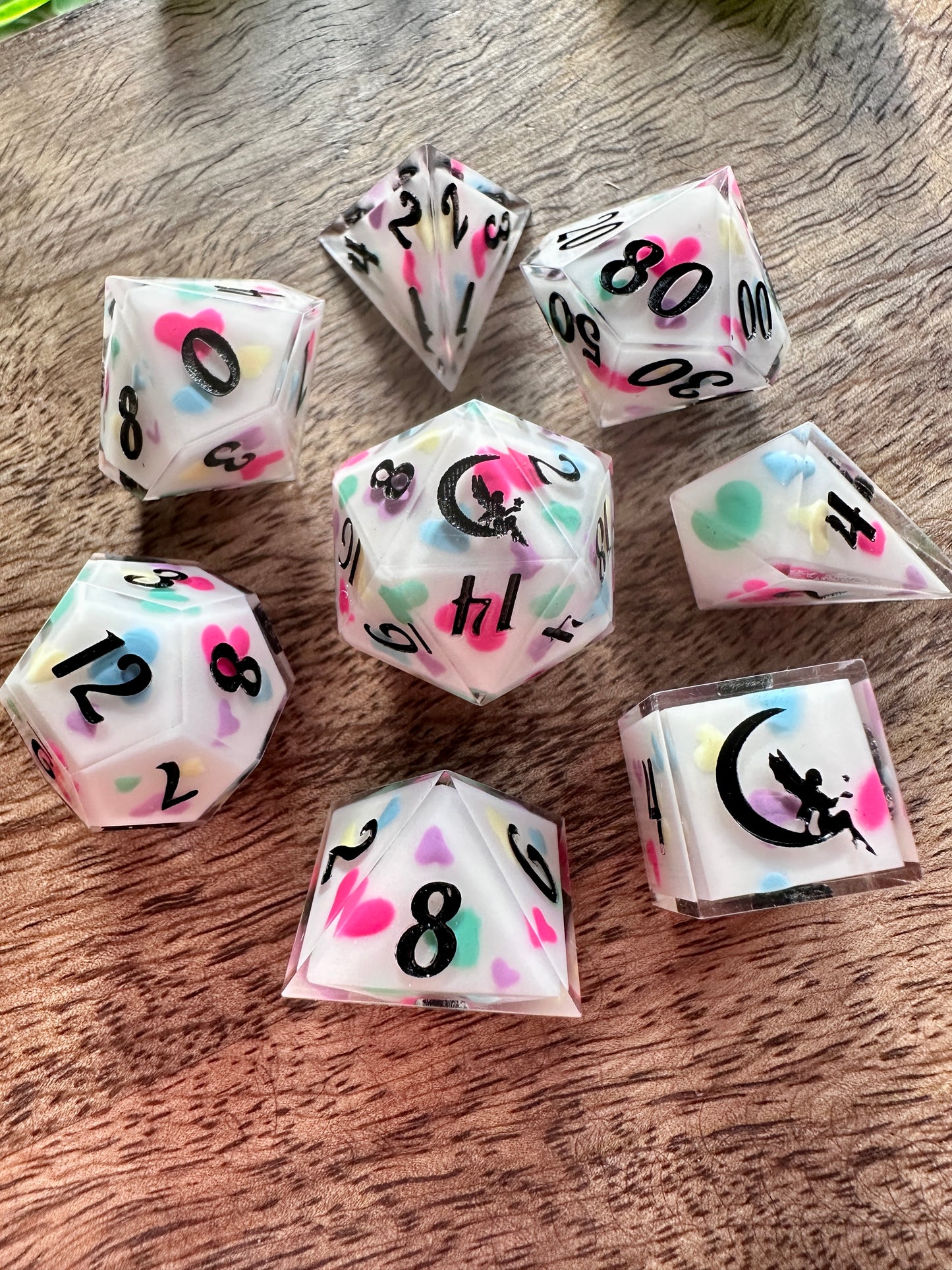 "Confetti Hearts" 8pc Dice Set