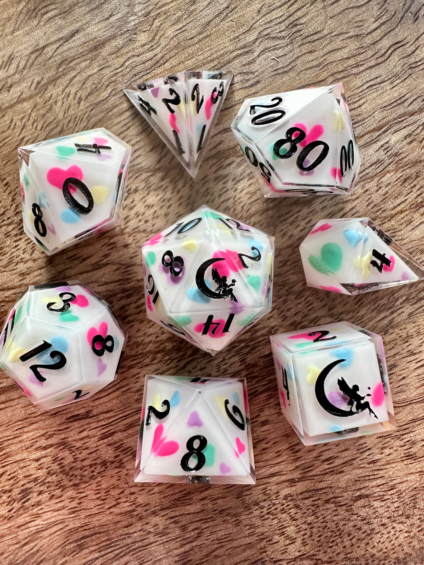 "Confetti Hearts" 8pc Dice Set