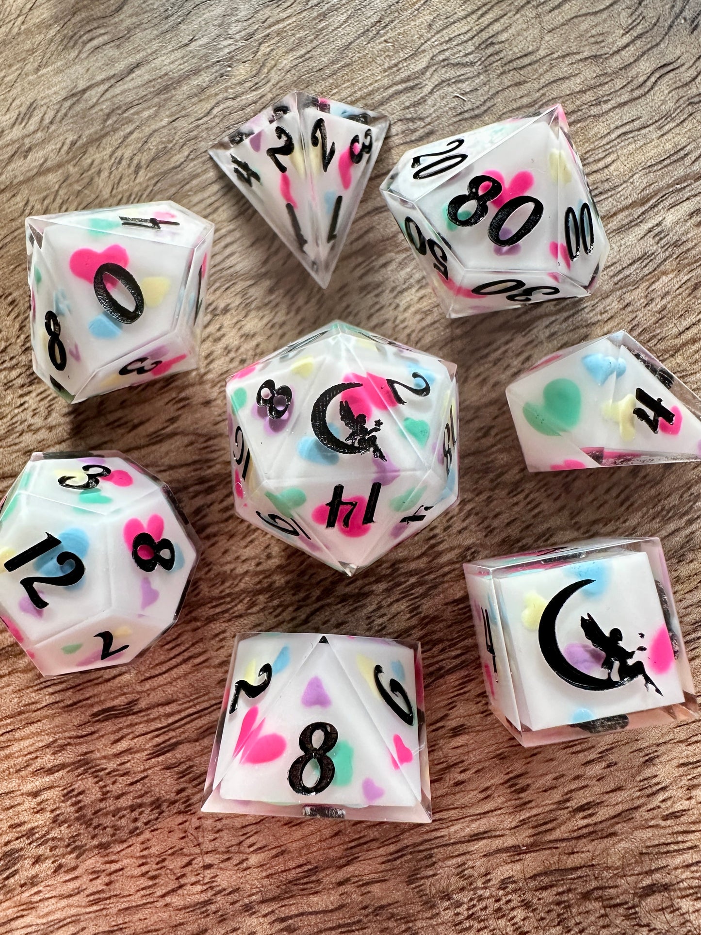 "Confetti Hearts" 8pc Dice Set