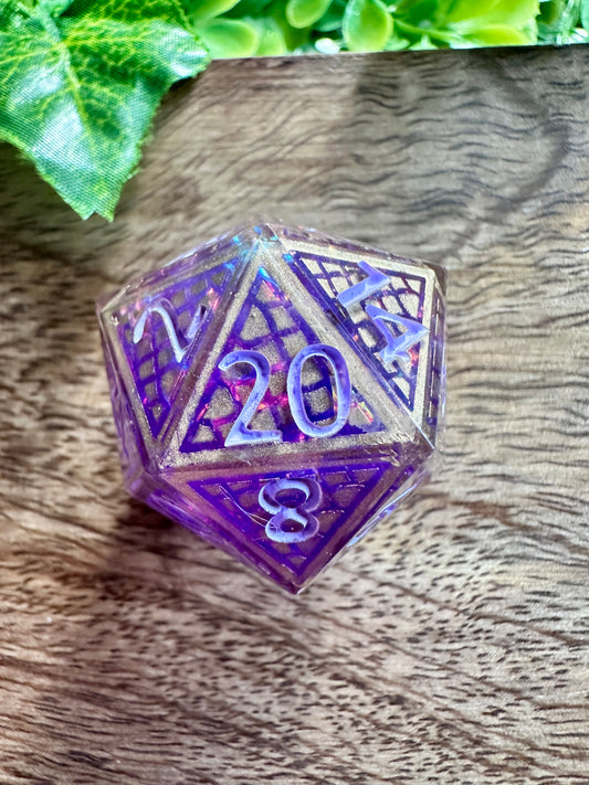 "Amethyst Dragonscale" 32mm Jumbo D20