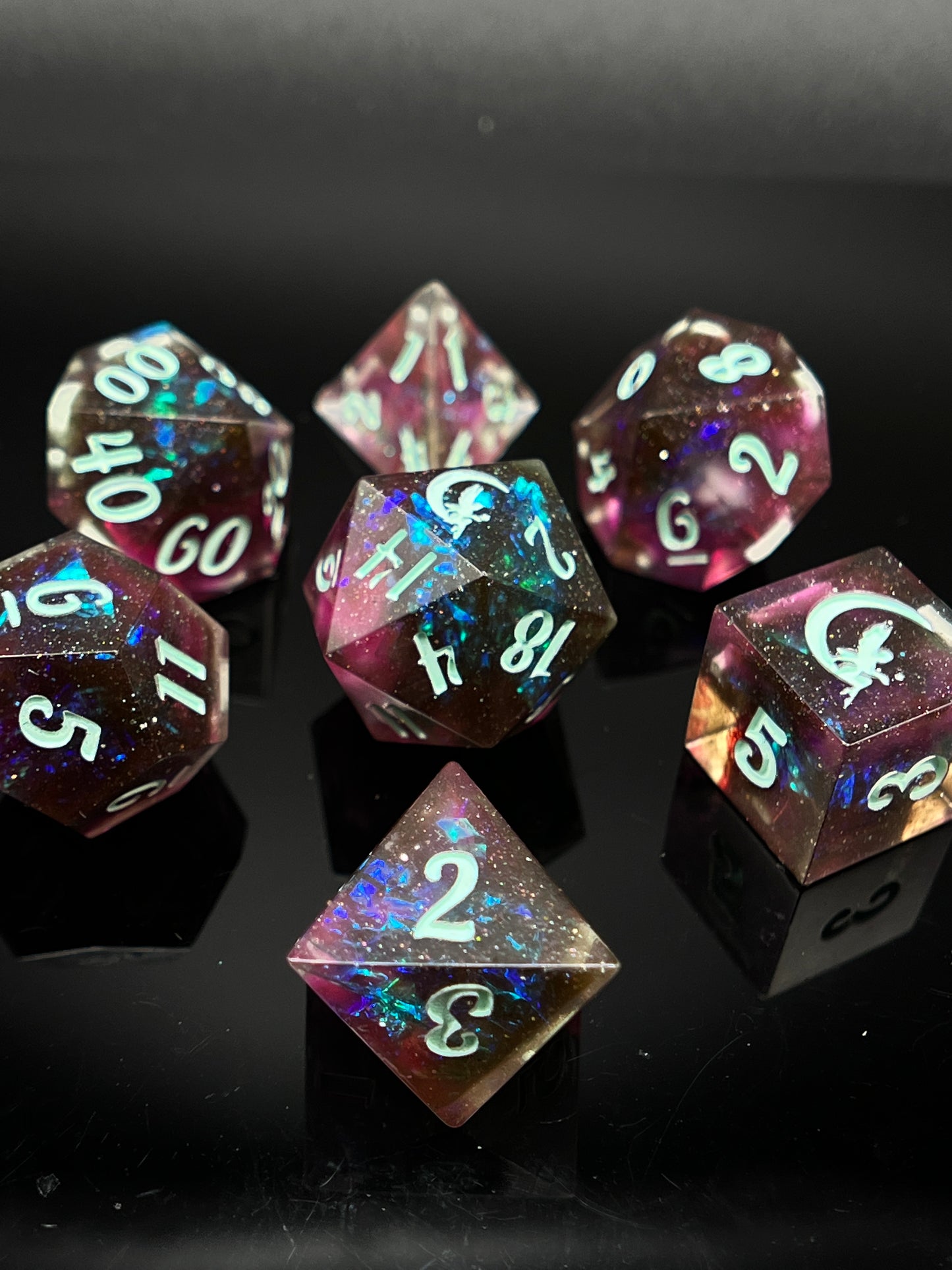 "Nebula's Glow" 7pc Dice Set